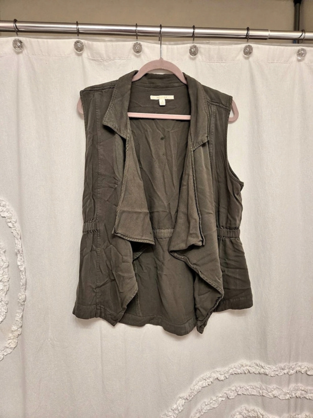 Me Trying To Be Bella Swan-- Size L